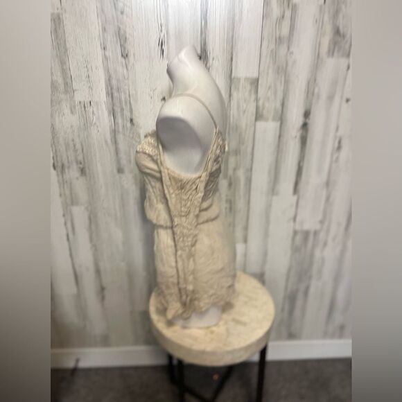 Tan romper  - Picture 5 of 9